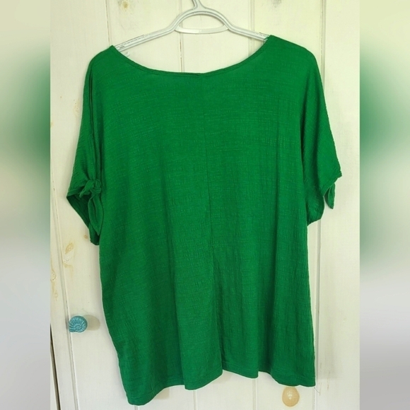 Max Studio Tied Cold Shoulder Textured Top Size 2X - Picture 4 of 8